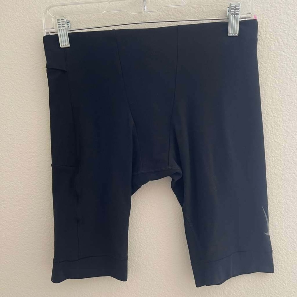 Nike Womens Dri-FIT Tight Fit Biker Shorts Black Medium Athletic Cycling‎ 3130